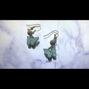 ✨Sky blue earrings ✨